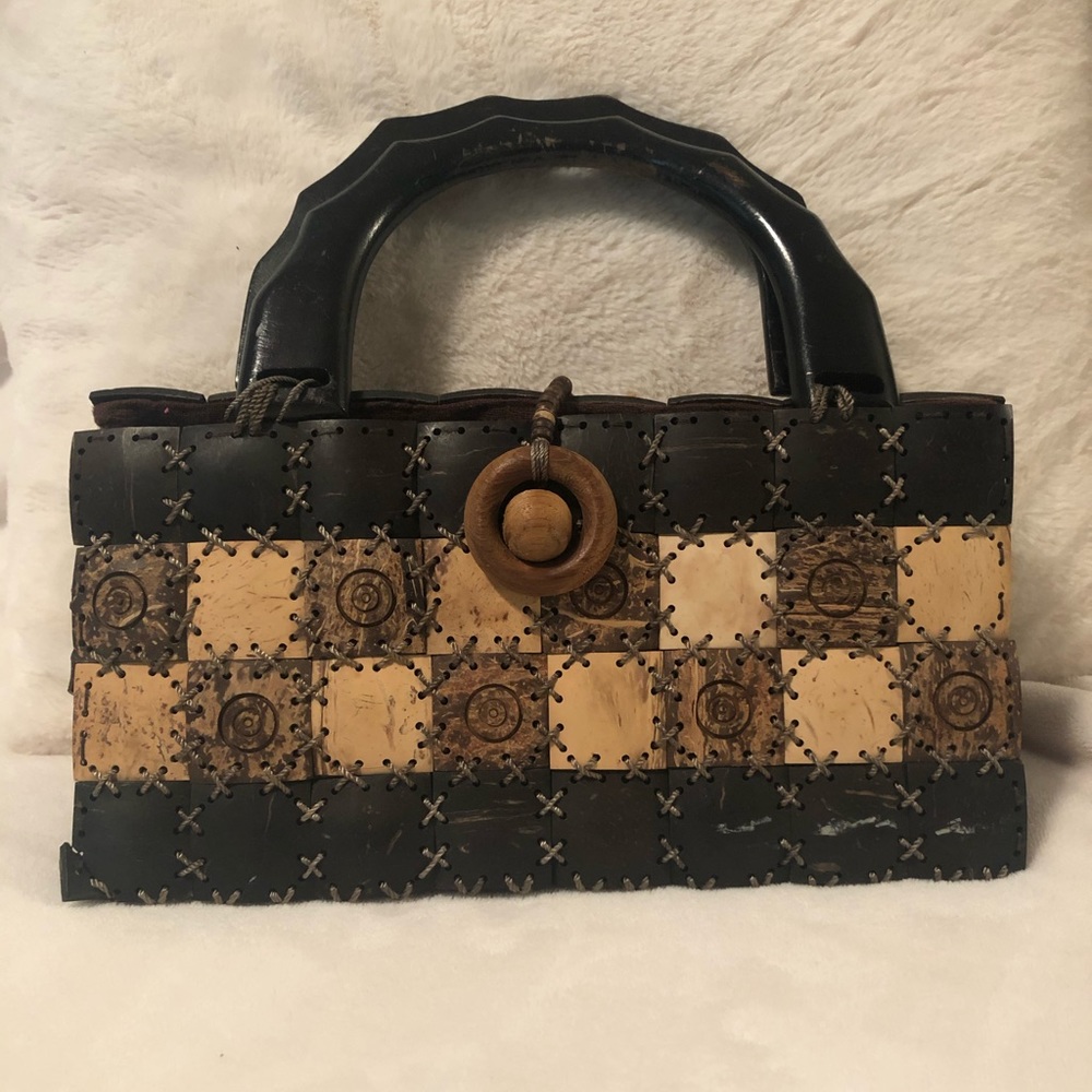 Wooden stitch purse